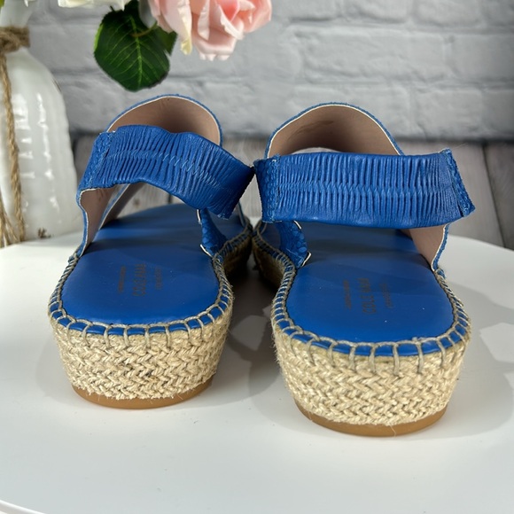 COLE HAAN PINCH MAINE CLASSIC Blue Embossed Leather Sling Back Sandals (Narrow) - Picture 4 of 17